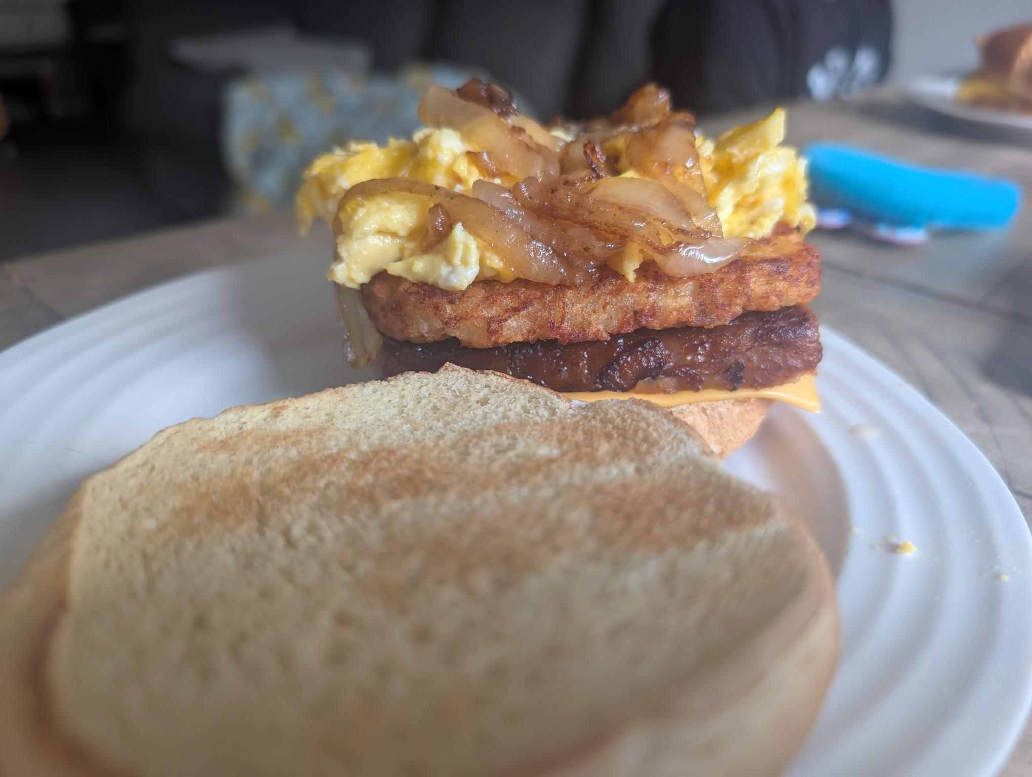 Breakfast sandwich
